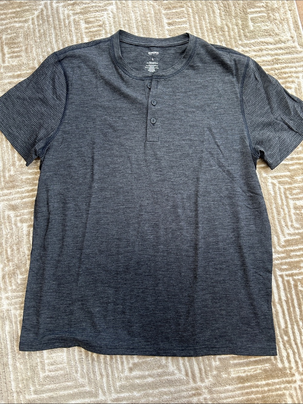 NWOT Sonoma Men's Charcoal Striped Short-Sleeve Henley